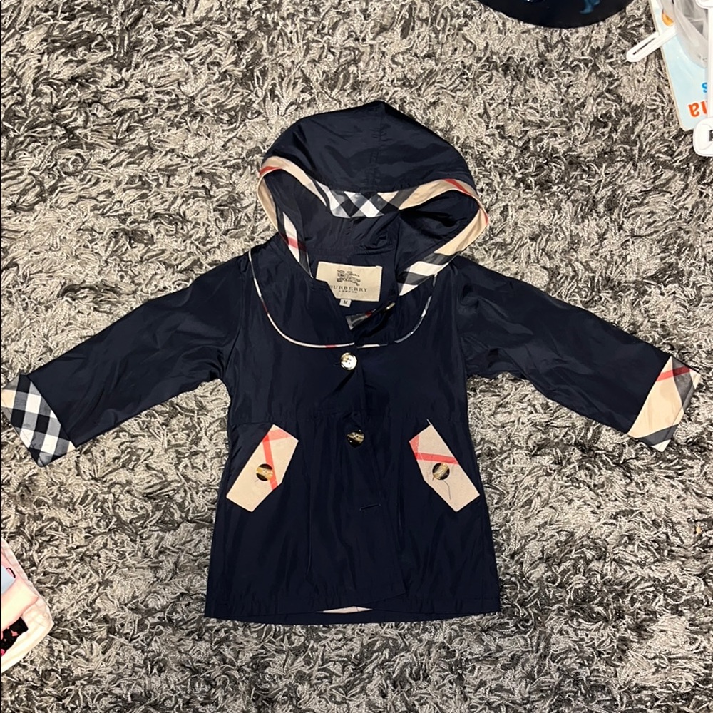 Burberry Black Raincoat with Hood and Classic Design